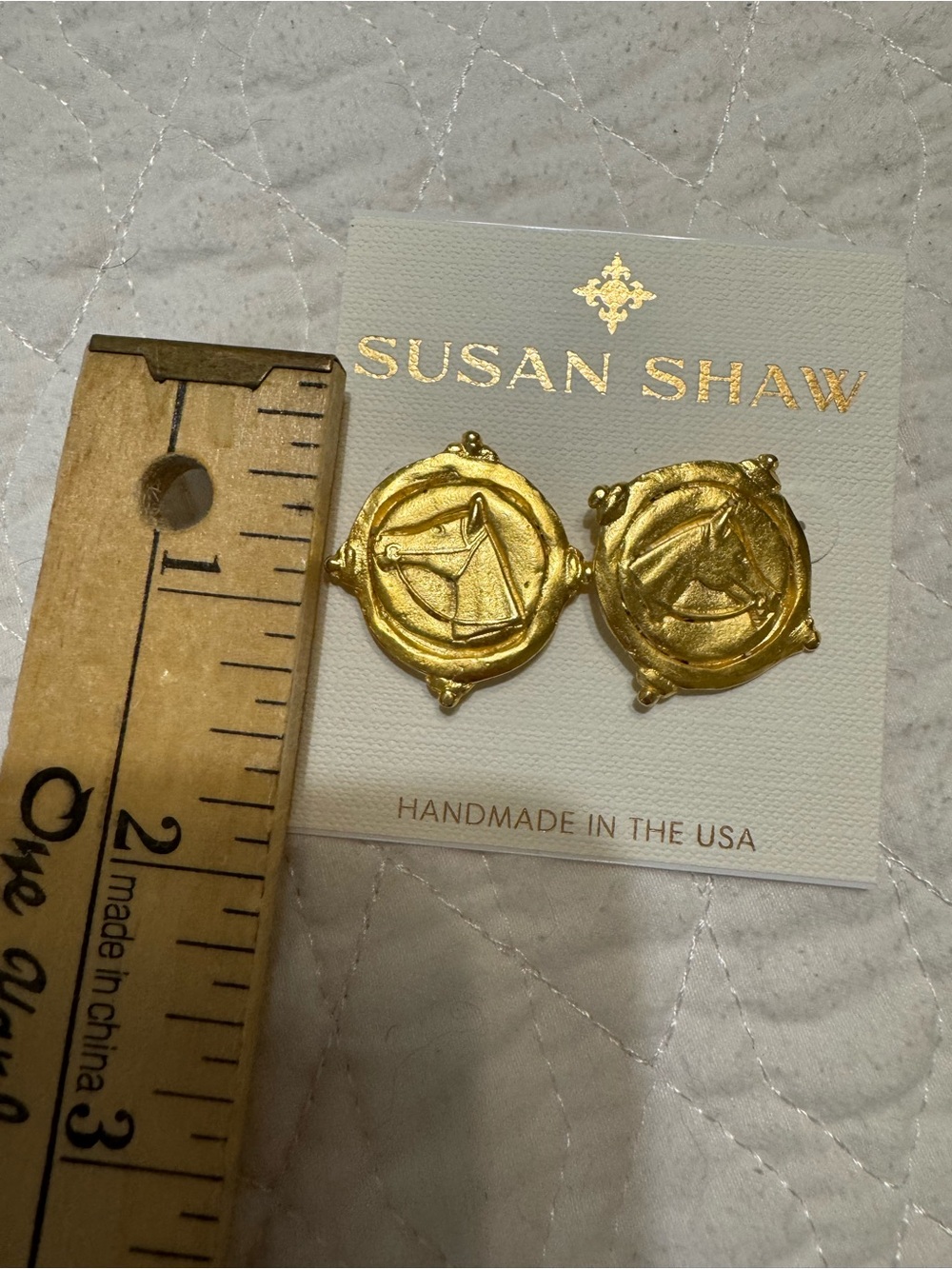 Susan Shaw Gold Equestrian Coin Stud Earrings - Picture 3 of 4